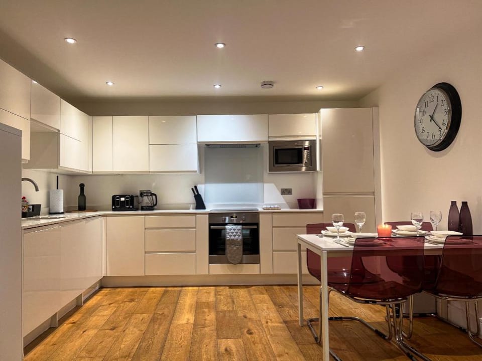 Omega Terrace Apartment in London
