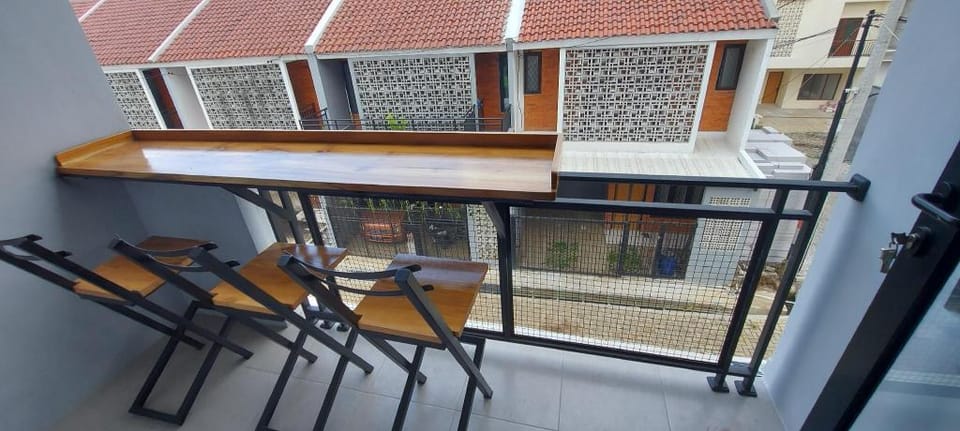 La Douce Maison 4 BR Villa at Lembang with AC Villa in Lembang