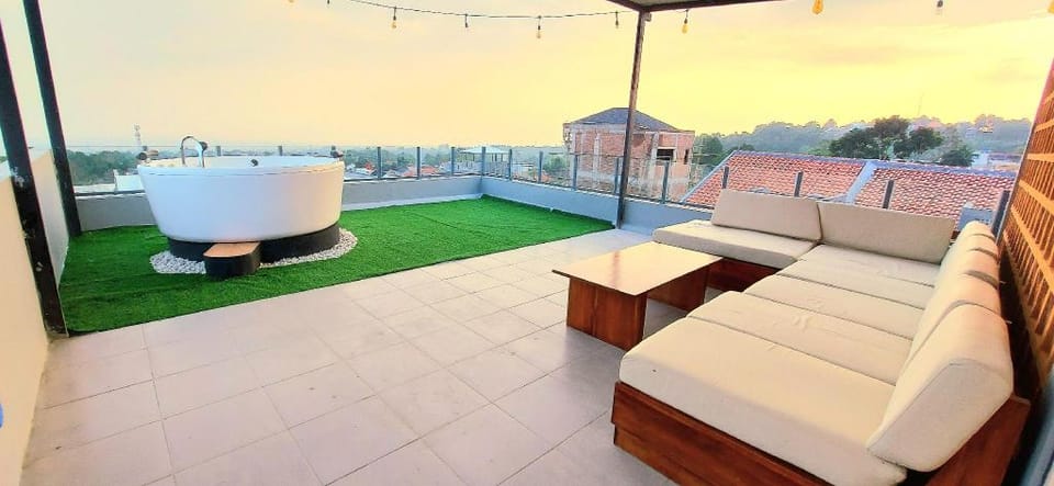 La Douce Maison 4 BR Villa at Lembang with AC Villa in Lembang