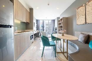 Hyde Sukhumvit 11 2BR Branded Suites BTS Nana Apartment in Bangkok