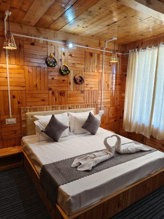 Chhera Hills Cottages Hotel in Himachal Pradesh