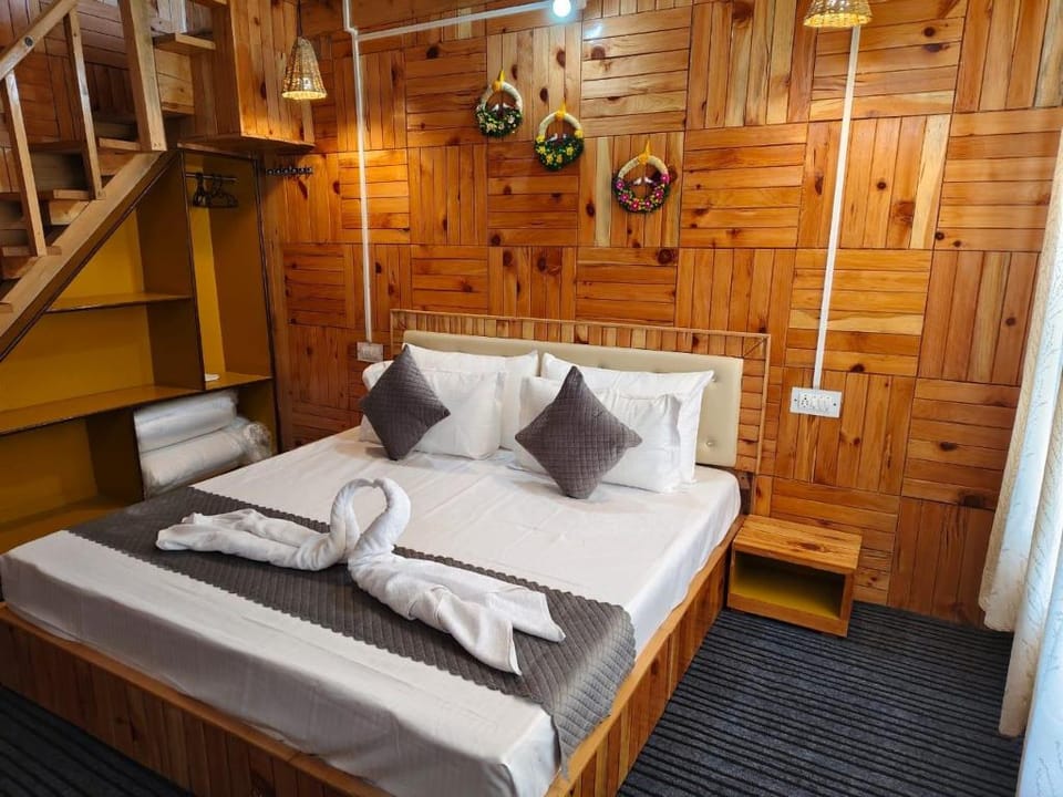Chhera Hills Cottages Hotel in Himachal Pradesh