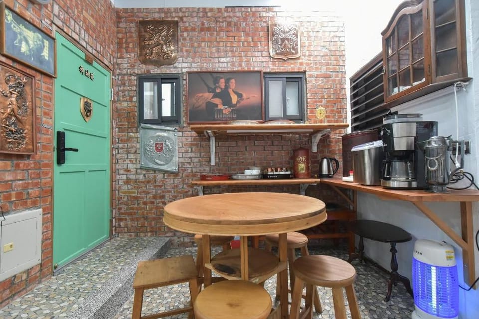 Maizuru Bed and Breakfast in Kaohsiung