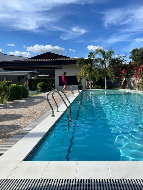 Cozy 1-bed unit near SRP Talisay Apartment in Central Visayas