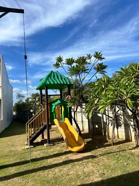 Cozy 1-bed unit near SRP Talisay Apartment in Central Visayas