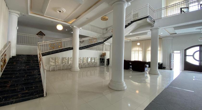 OYO 1888 Griya Rw Hotel in Indonesia