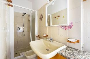 Ruote for three in Firenze Apartment in Florence