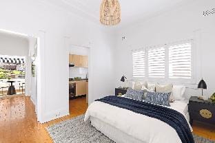 Absolute Seafront Bronte Apartment in Sydney