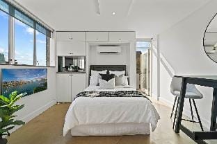 Modern Potts Point Studio Apartment in Sydney