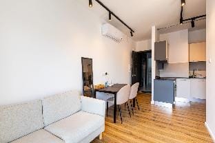 YAMAS Urban Living Spiridonons Sunny 1 BR Apartment in Limassol City