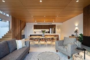 Lakehouse 3|Free Parking |Walk To Town|Fire Place Villa in Queenstown