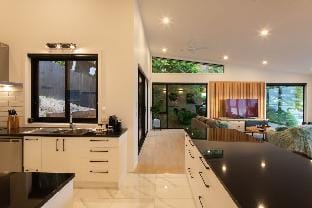Highlands Lodge |Free Parking |BBQ |AC| BBQ Vacation rental in Queenstown