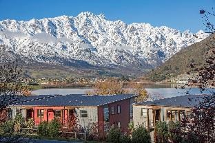 Lakeside 1 Bedroom Studio|Direct Lake Access Vacation rental in Queenstown