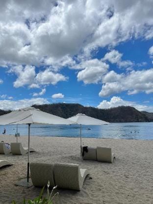 Cozy & Luxe Unit at Pico de Loro Nasugbu Batangas Apartment in Nasugbu