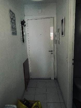 Furnished studio, Champs Elysees, Arc of Triumph Apartment in Paris
