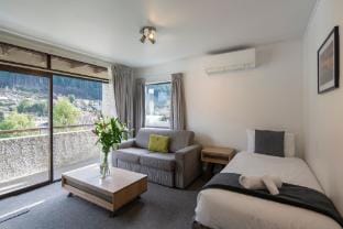 Abba Court Motel and Apartments Apartment in Queenstown