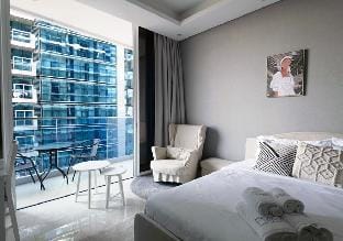 property NOT available Vacation rental in Dubai