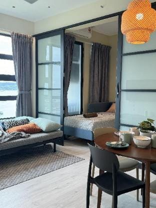 JQ | Family Suite | Deluxe | Sunset Seaview | 5pax Apartment in Kota Kinabalu