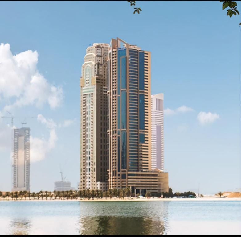 LAGOON VIEWS Apartment in Al Sharjah