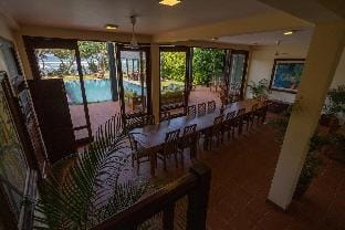 South Point Ocean - 8 bedroom Luxury Beach Villa Villa in Ahangama