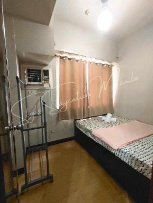 Cozy 3 Bedroom unit for Large Group in Taguig Apartment in Makati