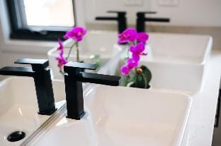 StayAU Stylish Spacious 4BR Home Ringwood Vacation rental in Melbourne