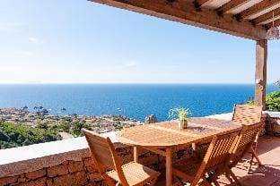 Villa con piscina e idromassaggio Costa Paradiso Villa in Sardinia