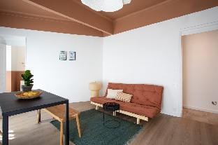 6 personnes / proche plage / clim et parking Apartment in Antibes