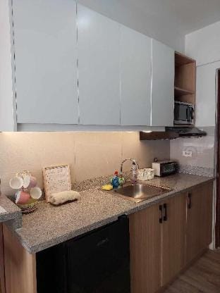 Sweet Escape 16 Mesavirre Garden Residences Apartment in Bacolod