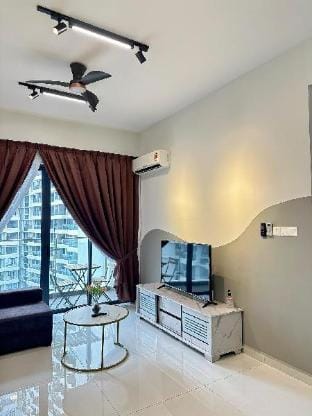 GreyStyle Suite @ Country Garden 2BR 6pax Apartment in Johor Bahru
