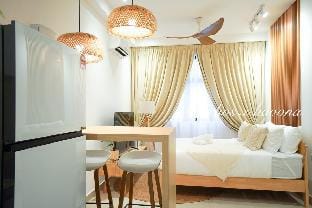 The Muji - Chic Designer Suite【CIQ】Rare Find! Apartment in Johor Bahru