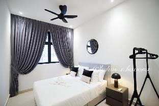 The Graphite BayView Designer Suite【CIQ】Rare Find! Apartment in Johor Bahru