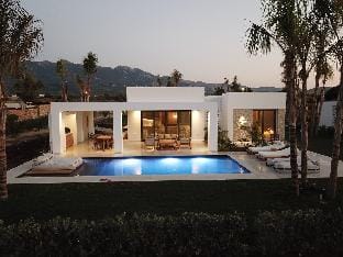 TAF Beach Villas with TESLA 2 bedroom Villa in Decentralized Administration of the Aegean