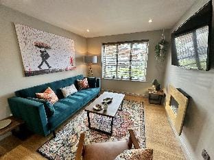 No48 - 2-bed Boutique Apartment - Hosted by Hutch Lifestyle Apartment in Royal Leamington Spa