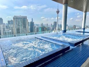 The Colony KLCC Infinity Pool | 双子塔KLCC豪华泳池景观套房 Apartment in Federal Territory of Kuala Lumpur