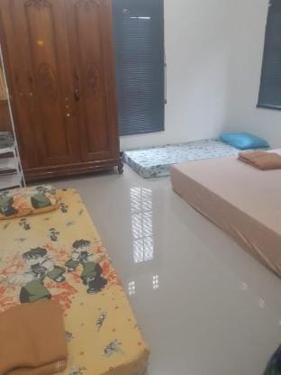 Mulya Homestay Syariah Vacation rental in Indonesia