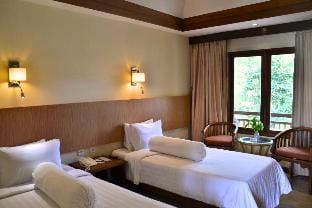 Saffron 1 BR Superior Garden Room AN14B Apartment in Batu Layar
