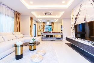 Huai Yai Villas Villa in Pattaya City