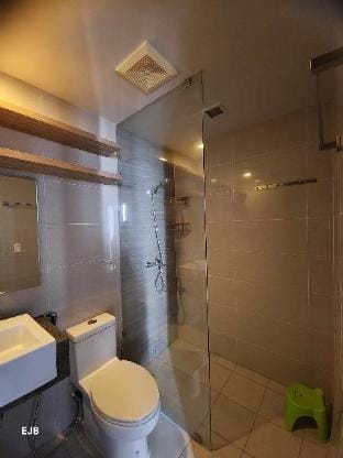 Breathtaking Seaview Room #SR003 Apartment in Lapu-Lapu City
