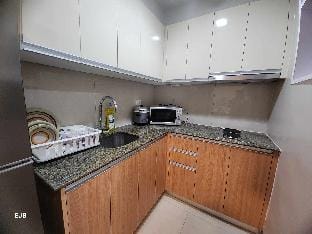 Breathtaking Seaview Room #SR003 Apartment in Lapu-Lapu City