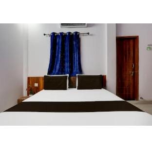 Adinath Guest House Vacation rental in Uttarakhand