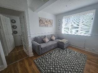Stylish St Albans City Appt - sleeps upto 6 people Vacation rental in St Albans