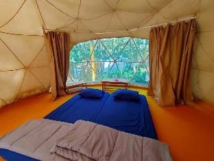Vanderman Land Camp Villa in Batu