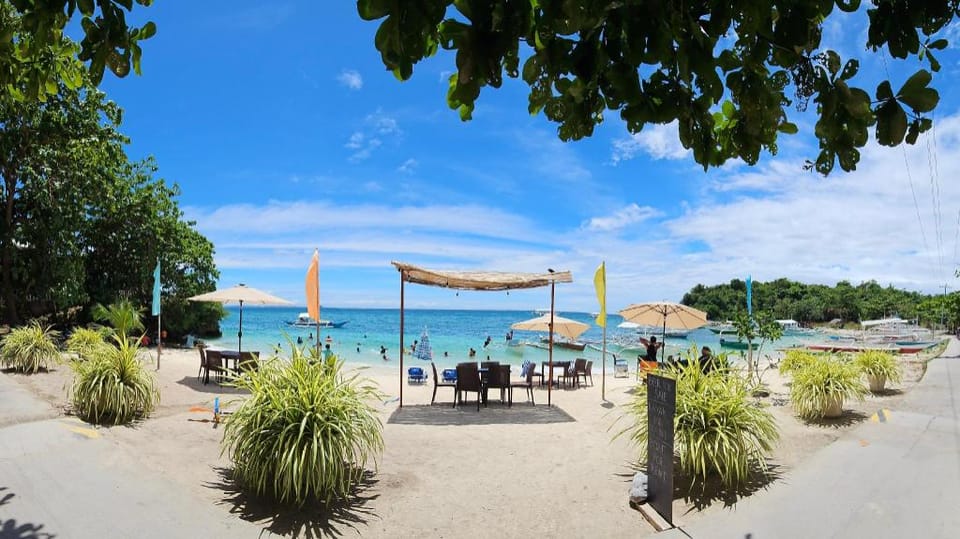 A T Beach Resort Queen Room Hotel in Central Visayas