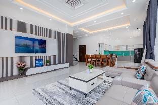 Villa Vũng Tàu Luxury 8 phòng-karaoke room Villa in Vung Tau