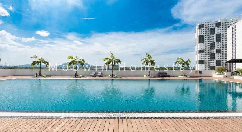 Meritus Premium Home Suite 8 Pax Apartment in Penang