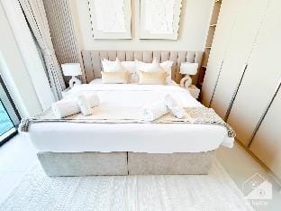 Elegant 1B Apt&Balcony in the Heart of Dubai Creek Vacation rental in Dubai