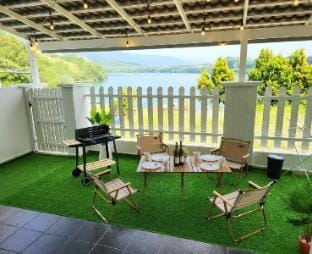 Lake View House 14pax Pool Table | BBq | Mahjong Vacation rental in Ipoh