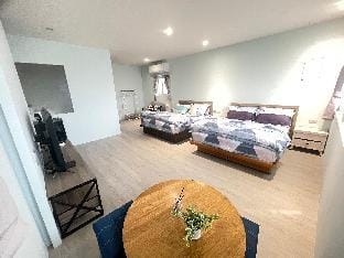 1829Light-3A Apartment in Taiwan, Province of China
