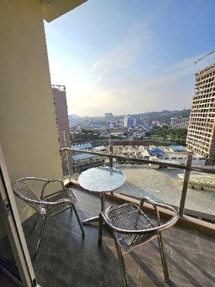 Comfy Apartment Studio Nagoya Thamrin City Tower A Apartment in Riau Islands, Indonesia
